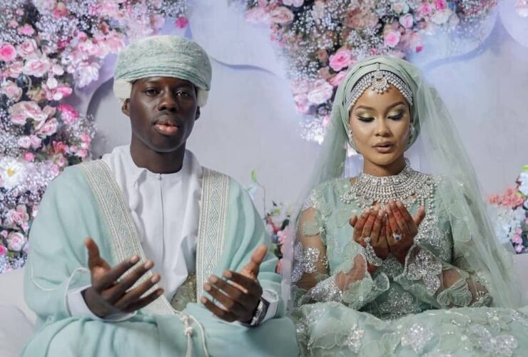 aziz ki na hamisa mobetto